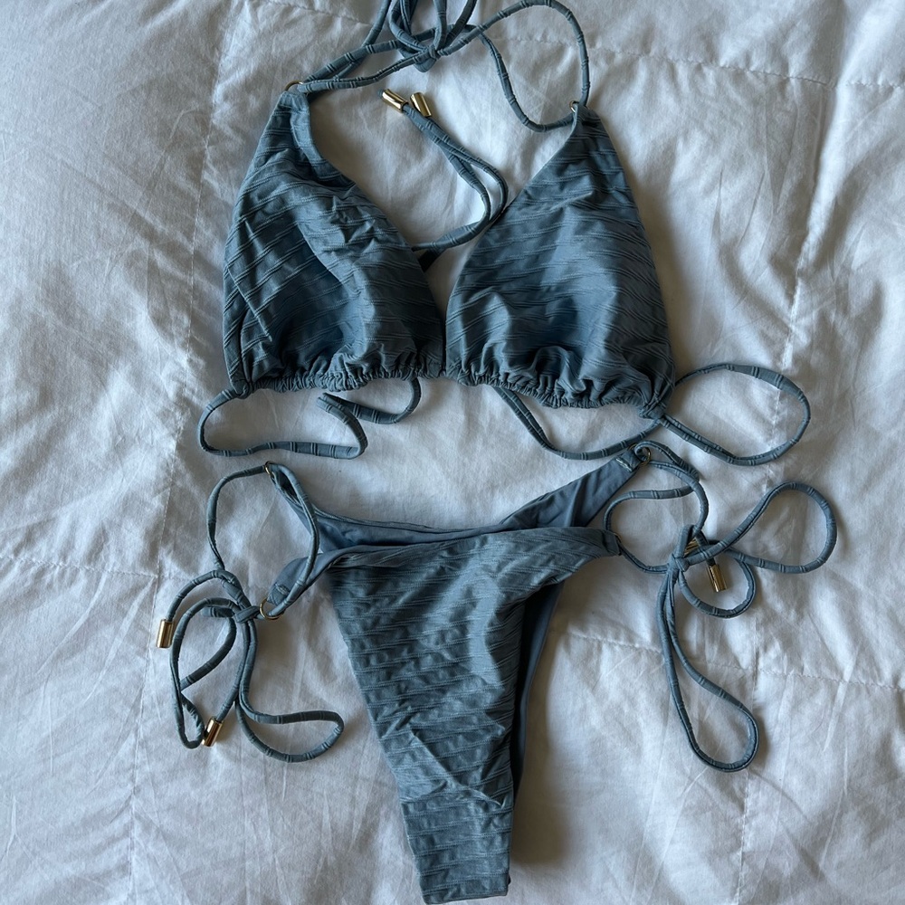 Monday Swimwear Hanalei Set in Large Top and Small Bottoms in Cerulean